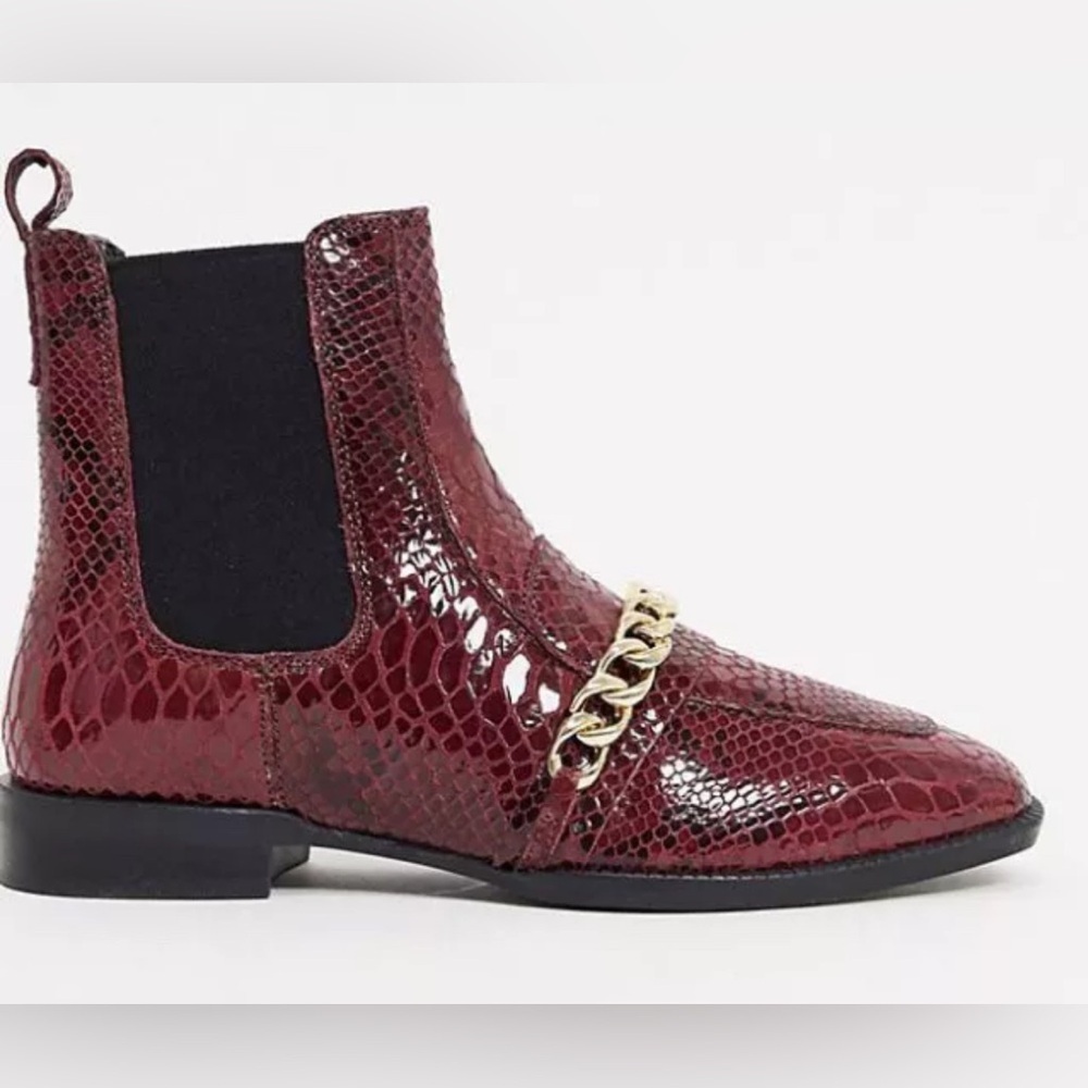 ASOS Boots Red Snake Bootie Gold Chain Ava Leather Women’s Size 5 Animal Print
